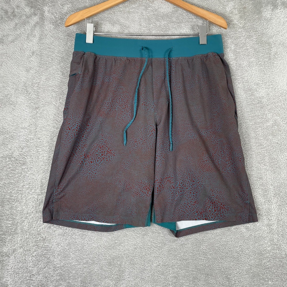 Lululemon Pace Breaker Shorts Mens Large Teal Red Geometric Training Gym 7‎ inch